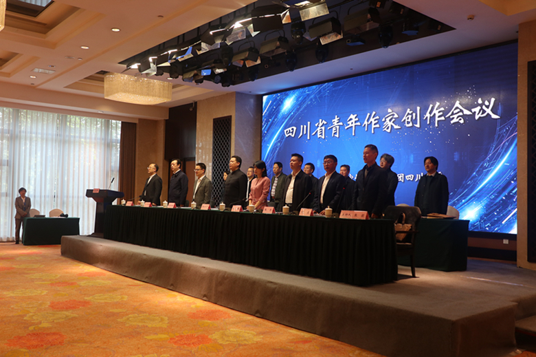 微信图片_20191029112450_副本.jpg