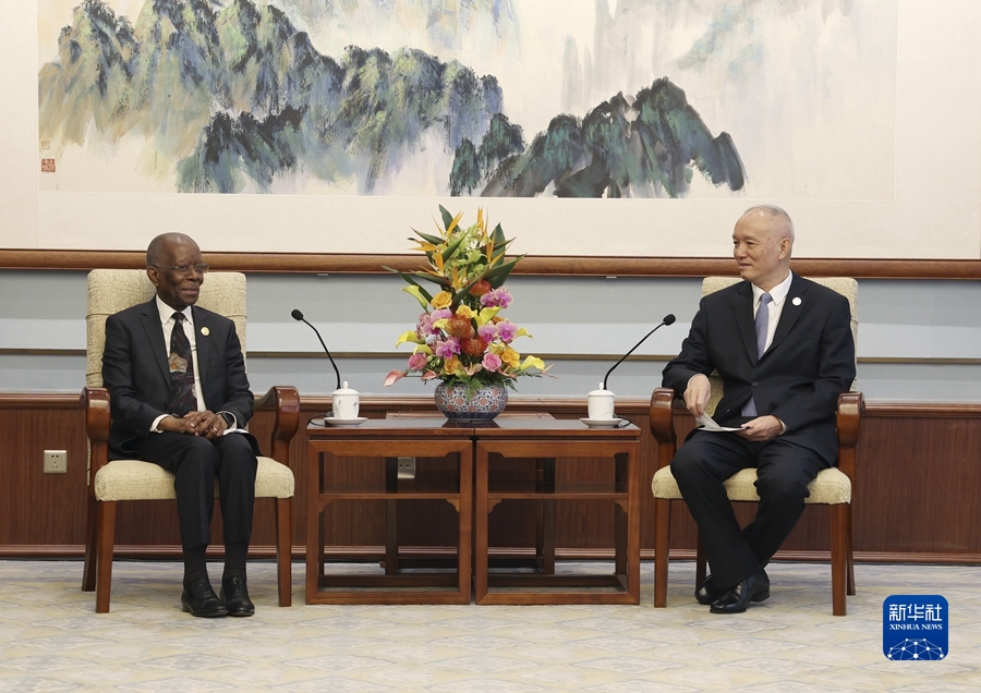 1697768490359704.jpg 1020-23.jpg